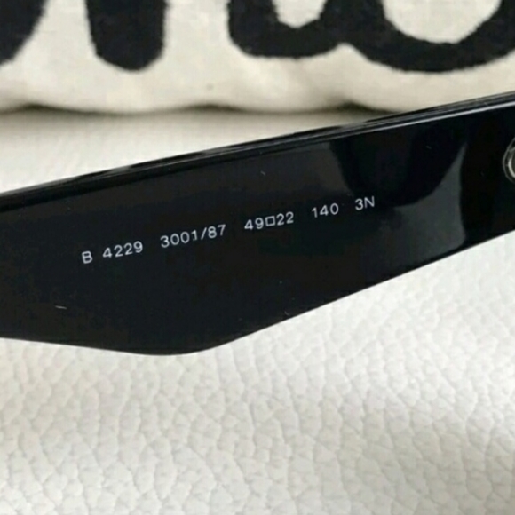 BUBERRY SUNGLASSES - Picture 4 of 6